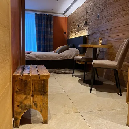 Lifestyle & Graecherhof Otel Grächen